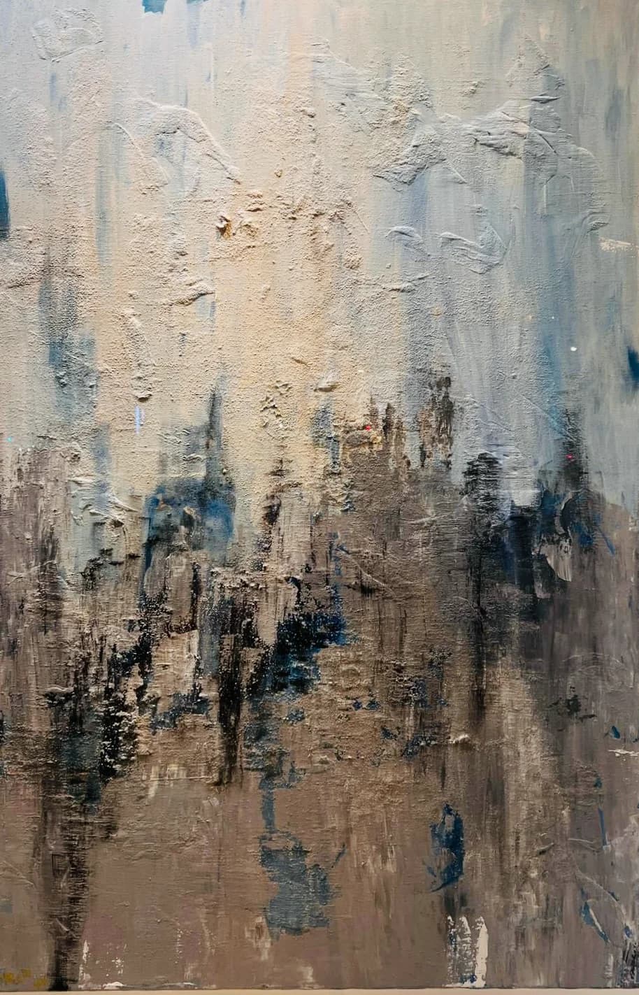 מאחורי ההרים הנסתרים 