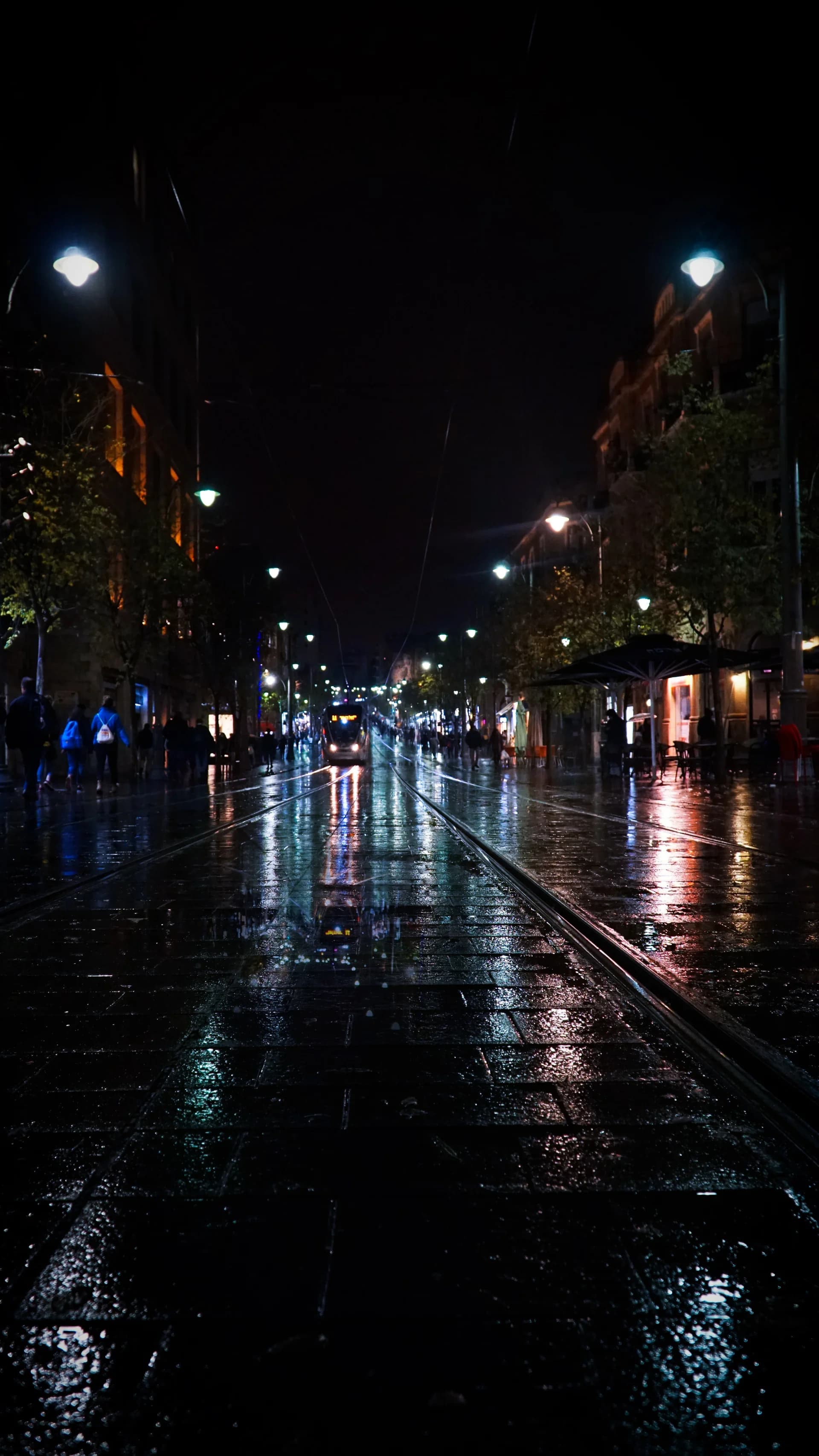 Night, rain, city