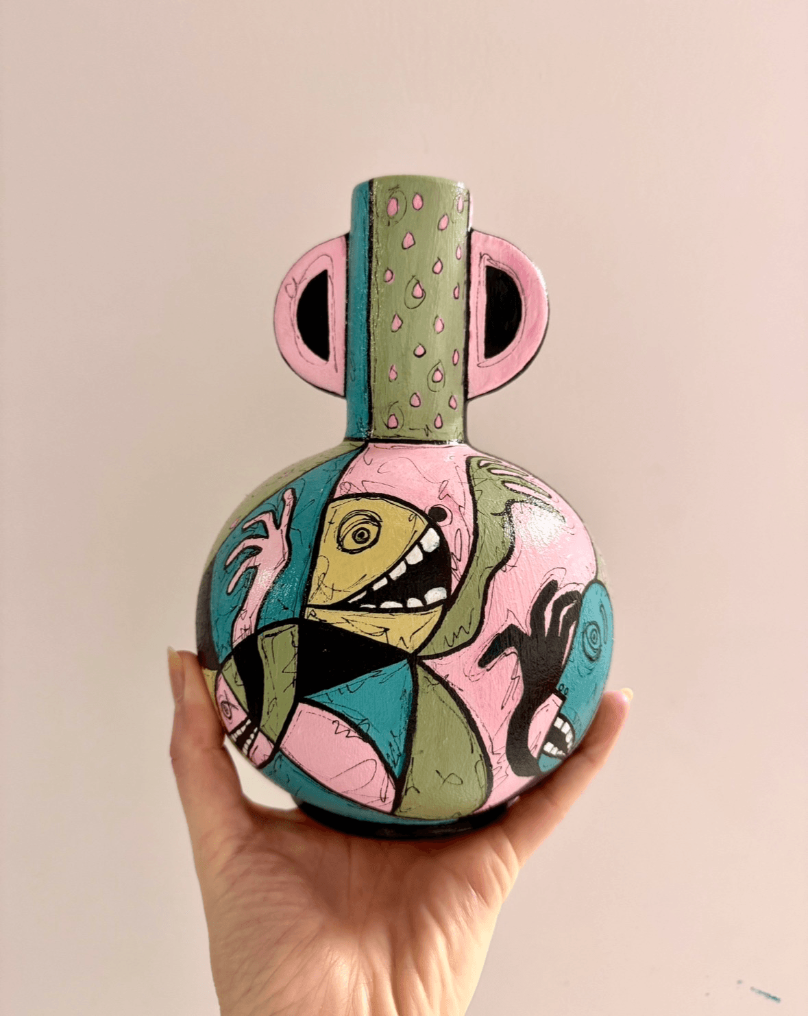 Medium vase