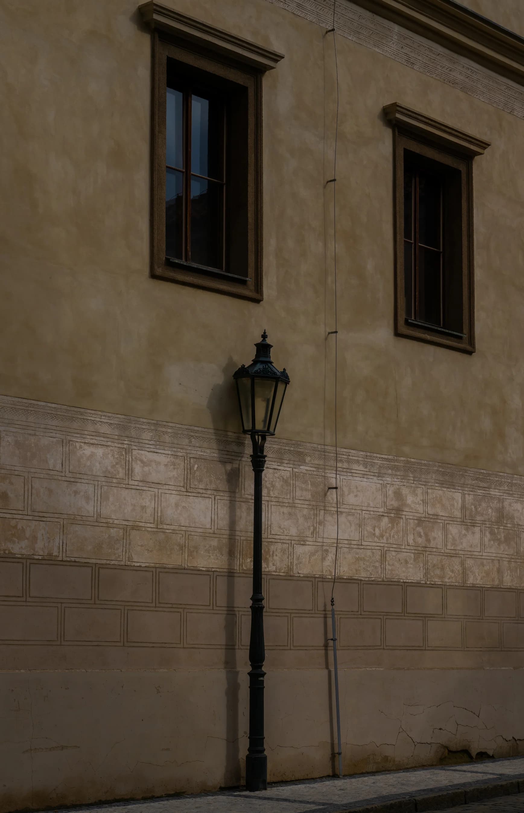 Lonesome street lamp