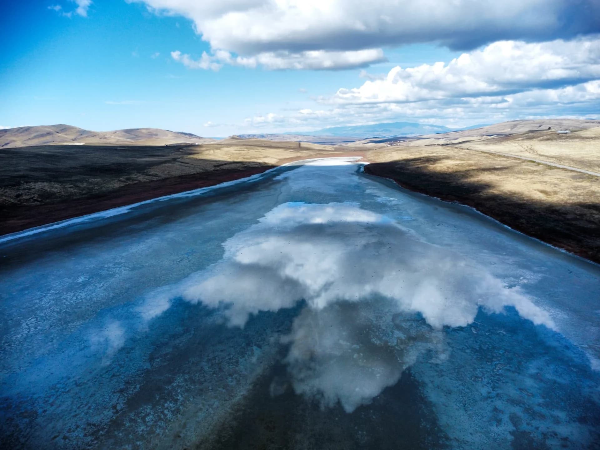השתקפות והסתרה