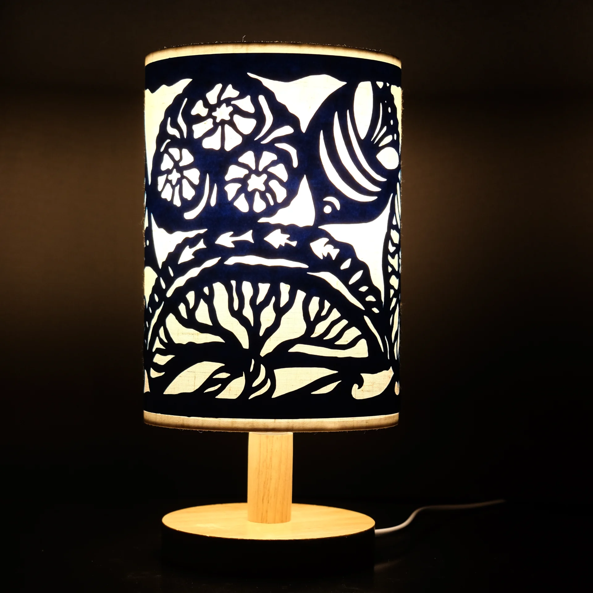 Underwater Bliss: Red Sea Night Lamp to Illuminate Your Space with Sea-Inspired Joy