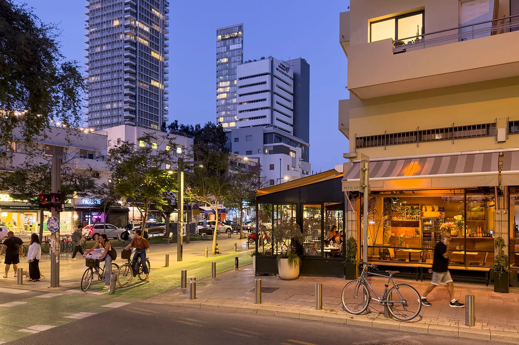 Twilight Tel Aviv