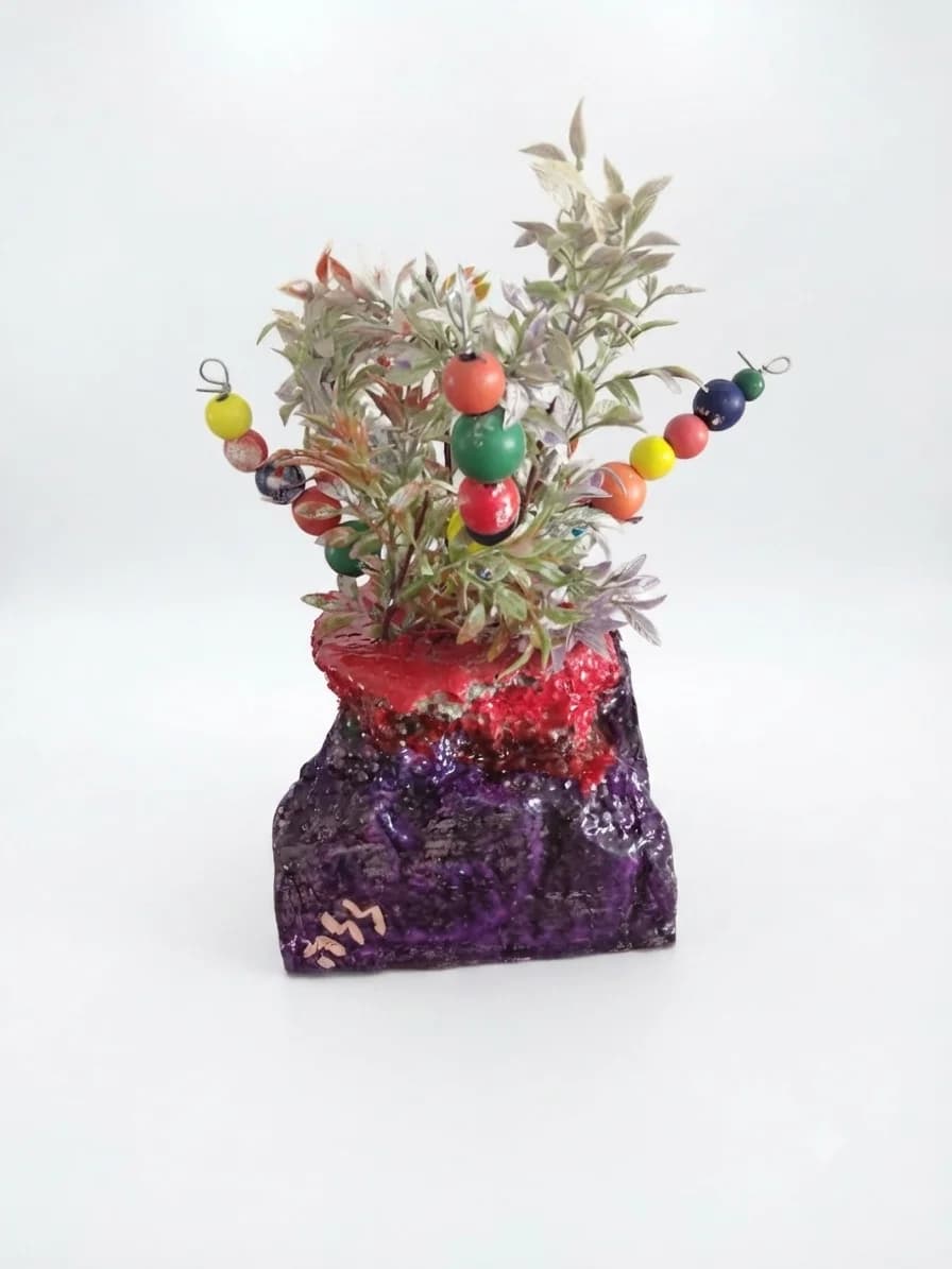 Deep purple bead pot