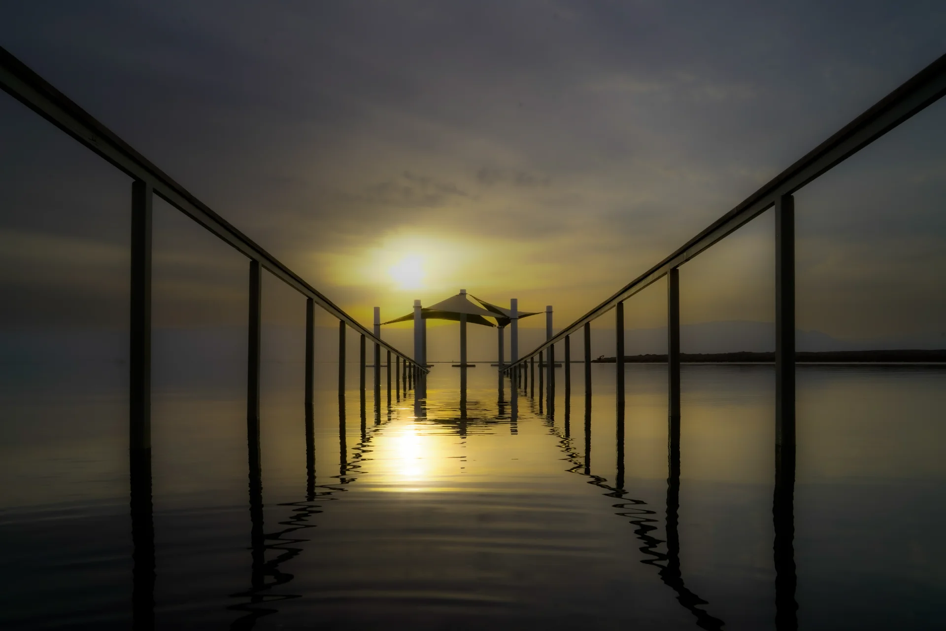 Golden hour at the dead Sea