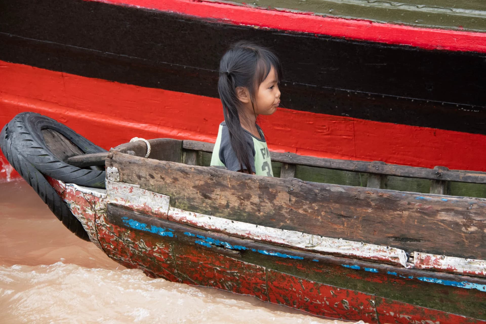 Passenger Between Boats